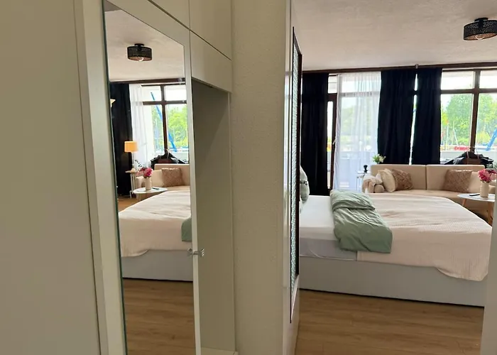 Apartment Perle Am Yachthafen - Chic Aparment Bad Zwischenahn